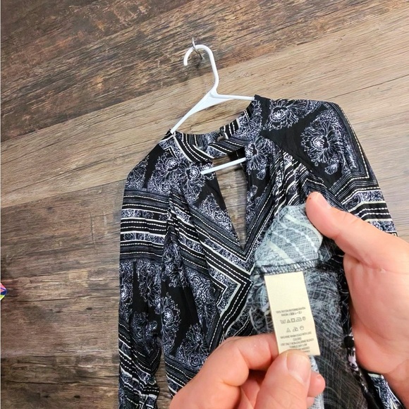 Free People Black and White Patterned Blouse - Picture 6 of 10